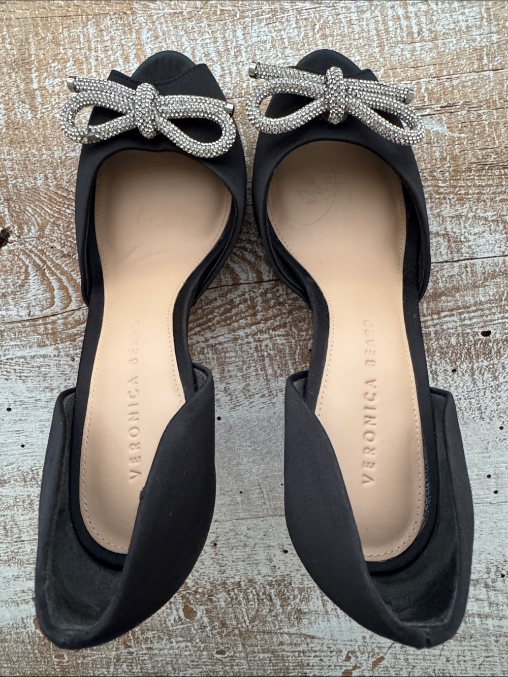 Veronica Beard black satin bow heels size 8 - Picture 3 of 5